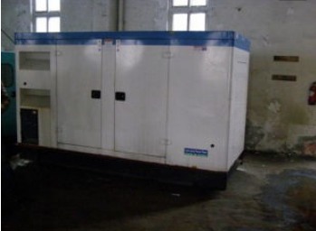 玉林康明斯150kw大型柴油二手发电机组